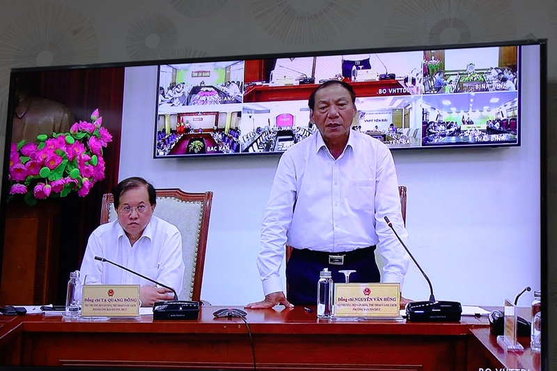 Bộ trưởng Bộ Văn hóa, Thể thao và Du lịch Nguyễn Văn Hùng phát biểu kết luận hội nghị.