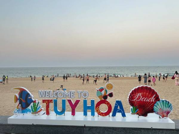 Chuẩn bị các điều kiện phục vụ khách du lịch dịp nghỉ lễ Giỗ Tổ Hùng Vương, 30/4 - 01/5 và mùa du lịch hè 2026