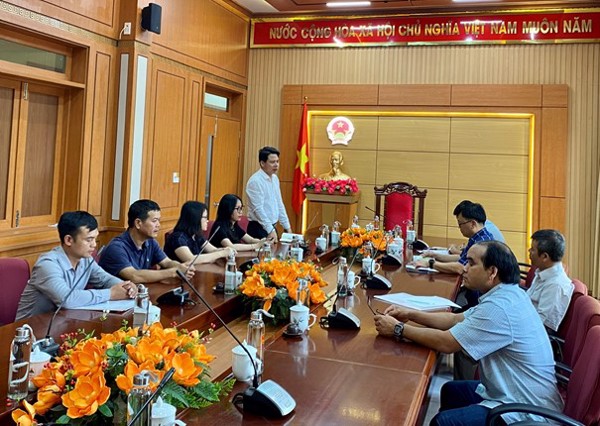 Đoàn công tác của Làng Văn hóa - Du lịch các dân tộc Việt Nam  làm việc với UBND huyện Ea H’Leo