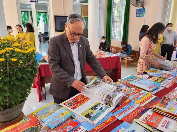 Đẩy mạnh tuyên truyền về phát triển văn hóa đọc