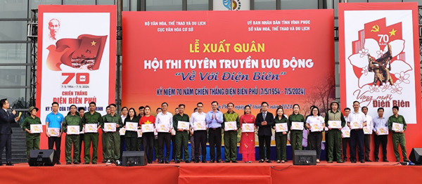 Tỉnh Đắk Lắk đạt 1 huy chương vàng và 2 huy chương bạc  tại Hội thi Tuyên truyền lưu động toàn quốc “Về với Điện Biên”