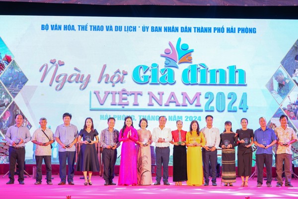 Đắk Lắk tham gia “Ngày hội Gia đình Việt Nam năm 2024”  tại thành phố Hải Phòng