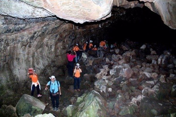 Kỳ vĩ hang núi lửa lớn nhất Đông Nam Á
