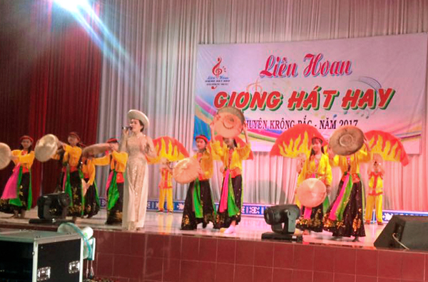 Liên hoan Giọng hát hay huyện Krông Pắc năm 2017