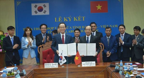 Hai tỉnh: Đắk Lắk và Jeollabuk-do ký kết thỏa thuận hợp tác