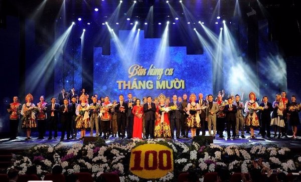 Vang mãi Bản hùng ca Tháng Mười