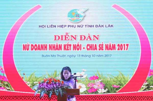  Tiếp tục đẩy mạnh công tác phụ nữ trong tình hình mới