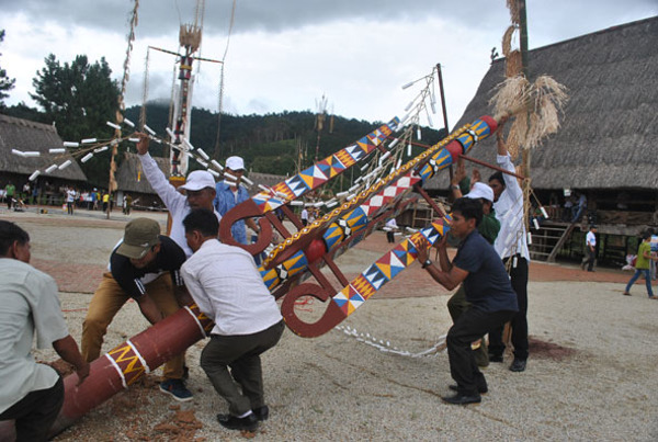 Cây nêu trong tâm thức của người Cơ Tu