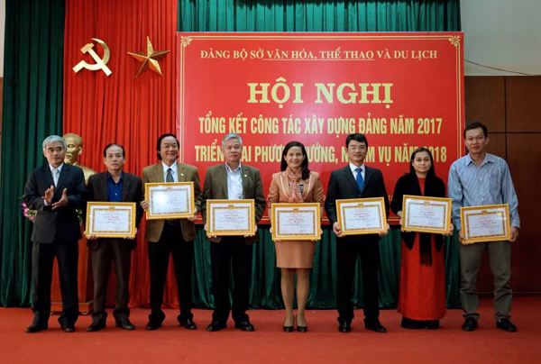 Đảng bộ Sở Văn hóa, Thể thao và Du lịch đã tổ chức Hội nghị tổng kết công tác xây dựng Đảng năm 2017 và đề ra phương hướng, nhiệm vụ năm 2018