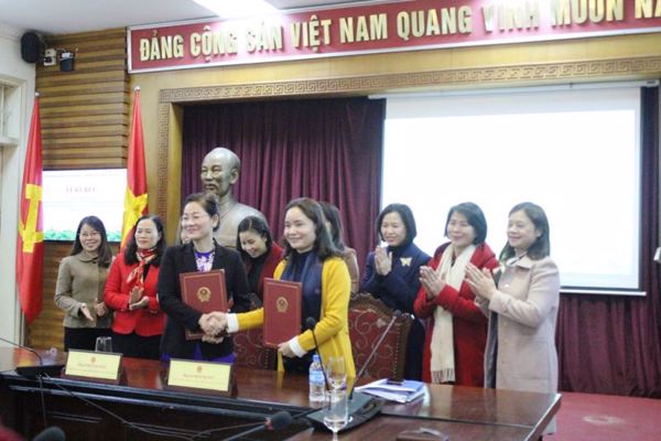 Ký kết chương trình hợp tác giữa Bộ Văn hóa, Thể thao và Du lịch và Hội Liên hiệp Phụ nữ Việt Nam