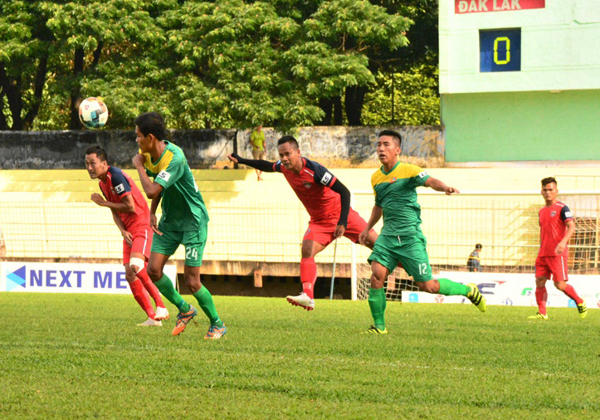 Câu lạc bộ bóng đá Đắk Lắk thắng đội khách Bình Phước trên sân nhà