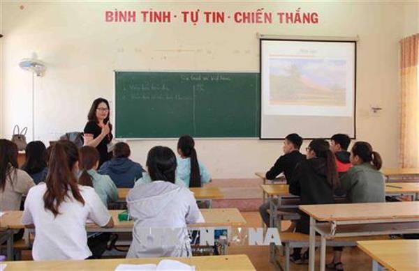 Đến năm 2025, có hơn 50 ngàn cán bộ, công chức, viên chức tỉnh Đắk Lắk được bồi dưỡng, cập nhật kiến thức dân tộc và tiếng dân tộc