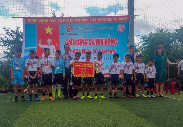Giải Bóng đá nhi đồng thị xã Buôn Hồ năm 2019
