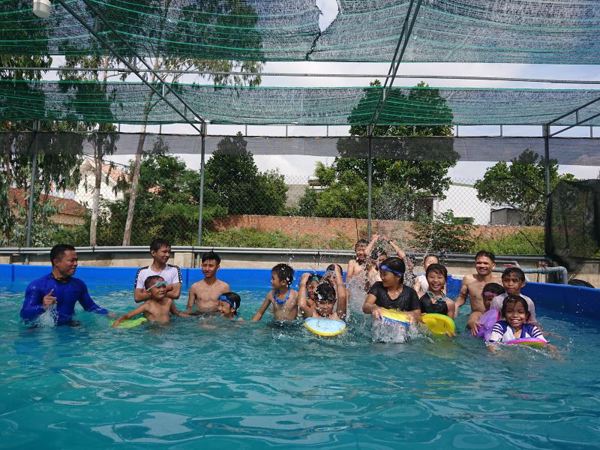 Ea Kar tổ chức lớp dạy bơi cho trẻ em từ 6 đến 15 tuổi trên địa bàn huyện