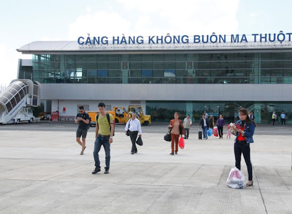 Đề nghị tạm dừng khai thác các chuyến bay thương mại đến Cảng hàng không Buôn Ma Thuột