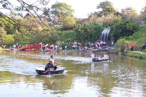 Tăng cường các biện pháp an toàn phòng, chống dịch COVID-19, thực hiện nếp sống văn minh trong lĩnh vực văn hóa, thể thao và du lịch