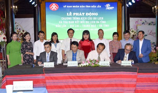 Phát động Chương trình kích cầu du lịch và tọa đàm kết nối du lịch 4 tỉnh: Đắk Lắk - Gia Lai - Thanh  Hóa - Hà Tĩnh