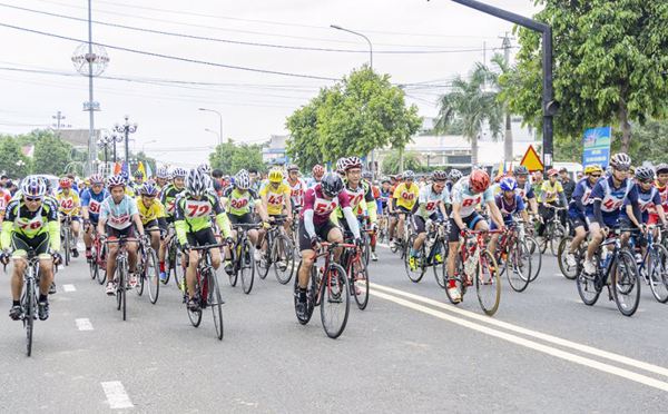 Giải đua xe đạp “Về nguồn” tỉnh lần thứ 25 năm 2020 được tổ chức tại huyện Krông Búk
