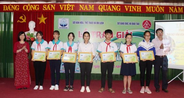 Trao giải vòng sơ khảo Cuộc thi "Đại sứ Văn hóa đọc" năm 2020