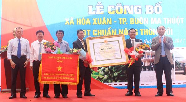 Lễ công bố xã Hòa Xuân đạt chuẩn Nông thôn mới