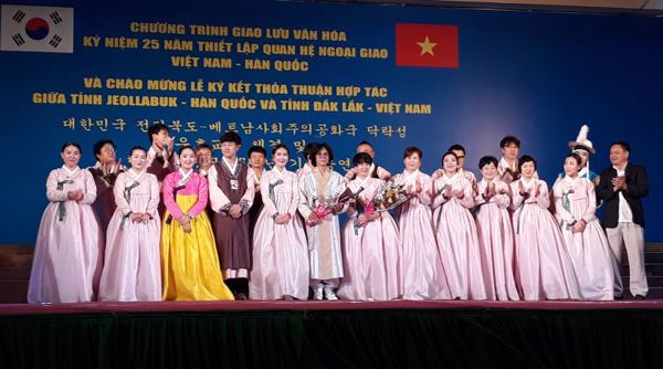 Đoàn Ca múa Dân tộc Đắk Lắk sẽ tham gia biểu diễn nghệ thuật trong Chương trình “Lễ hội âm thanh thế giới Jeonju” tỉnh Jeollabuk (Hàn Quốc)