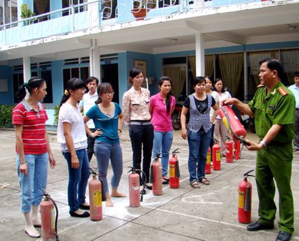 Tăng cường công tác phòng cháy chữa cháy tại các đơn vị kinh doanh du lịch, hưởng ứng "Ngày toàn dân phòng cháy chữa cháy" năm 2019