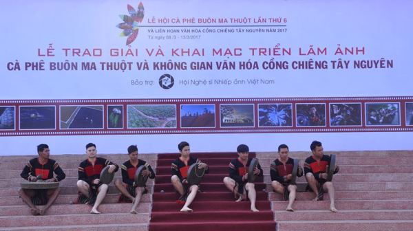 Phê duyệt Đề án Tổ chức các cuộc thi, triển lãm, liên hoan tác phẩm Mỹ thuật, Nhiếp ảnh phục vụ nhiệm vụ chính trị