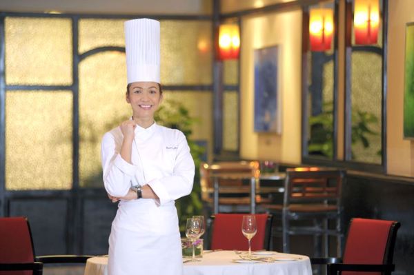 Chuỗi khách sạn Hilton tại Việt Nam bổ nhiệm nữ Bếp trưởng đầu tiên