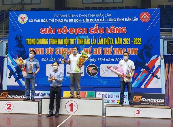 287 vận động viên tham gia giải vô địch Cầu lông   Đại hội TDTT tỉnh Đắk Lắk lần thứ IX, năm 2021-2022 Tranh Cúp Sunbatta - Thế giới thể thao BMT