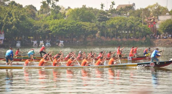 Giải đua thuyền truyền thống huyện Krông Ana năm 2020