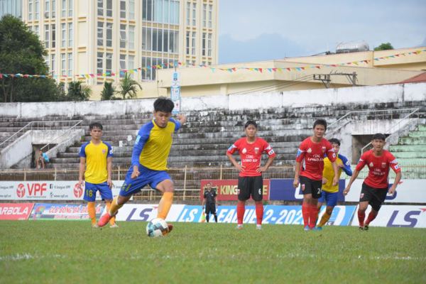 Câu lạc bộ bóng đá Đắk Lắk chiến thắng trên sân nhà