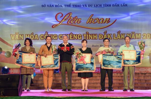 Liên hoan văn hóa cồng chiêng tỉnh Đăk Lắk năm 2020