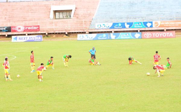 Câu lạc bộ bóng đá Đắk Lắk lên đường tập huấn tại Khánh Hòa