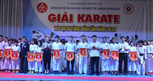 Khai mạc giải Karate vô địch tỉnh Đắk Lắk năm 2020