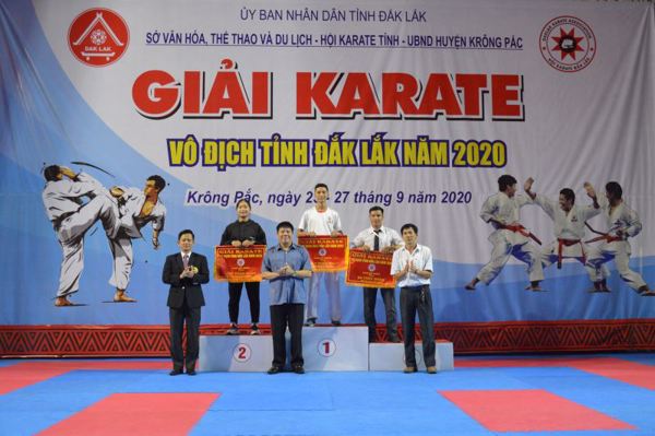 Bế mạc Giải Karate vô địch tỉnh Đắk Lắk năm 2020