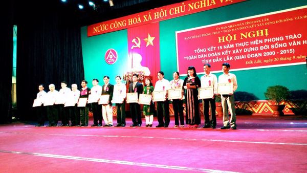 Trung ương Hội Nông dân Việt Nam chủ trì kiểm tra Phong trào “Toàn dân đoàn kết xây dựng đời sống văn hóa” tại tỉnh Đắk Lắk