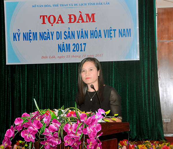 Giám đốc Sở VHTTDL H'Lim Niê phát biểu ôn lại truyền thống