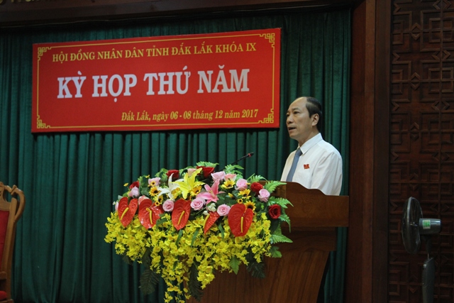 Đồng chí Phạm Ngọc Nghị, Chủ tịch UBND tỉnh tiếp thu giải trình ý kiến của đại biểu