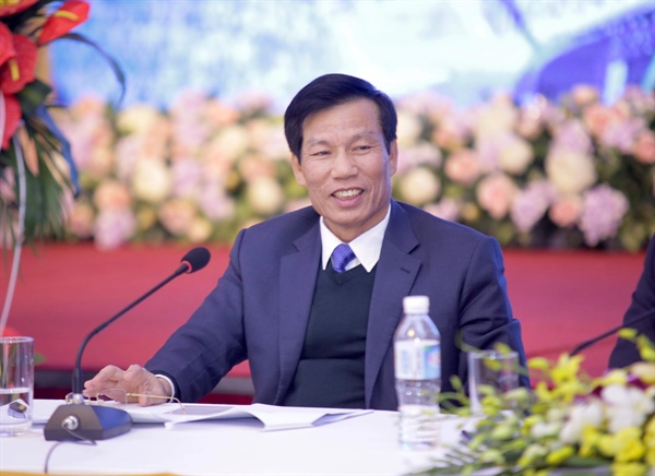 Phó Thủ tướng Vũ Đức Đam, Bộ trưởng Bộ VHTTDL Nguyễn Ngọc Thiện trực tiếp đặt câu hỏi
