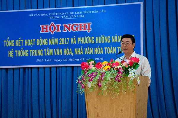 Ông Lê Kim Quang, Phó Giám đốc Trung tâm Văn hóa tỉnh báo tổng kết