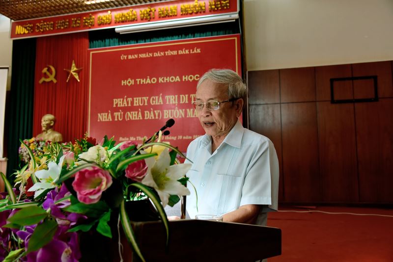 Phó GS.TS Phạm Mai Hùng – Phó Chủ tịch Hội Khoa học Lịch sử Việt Nam phát biểu tại Hội thảo