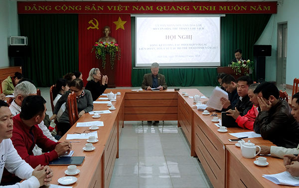 Quang cảnh hội nghị