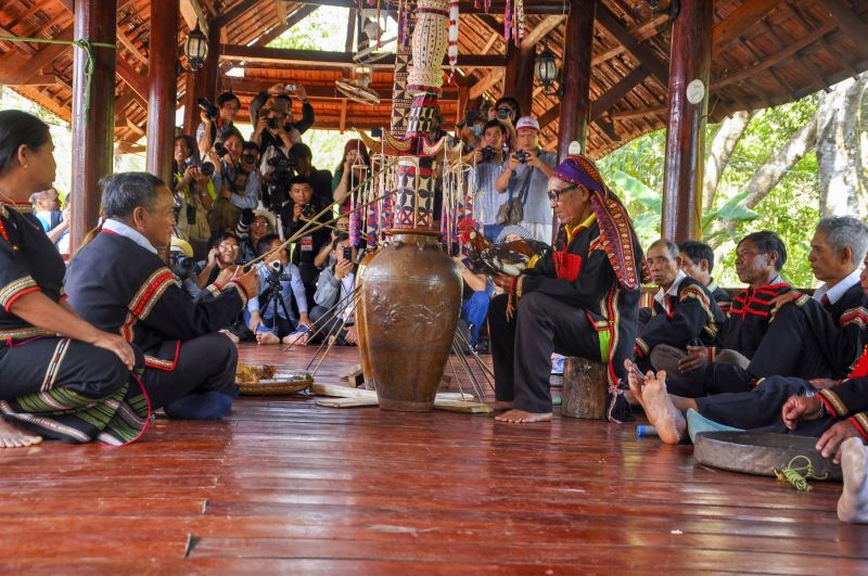 Lễ Kết nghĩa anh em của đồng bào Êđê