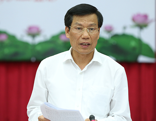 Bộ trưởng Bộ VHTTDL Nguyễn Ngọc Thiện báo cáo đề dẫn Hội thảo