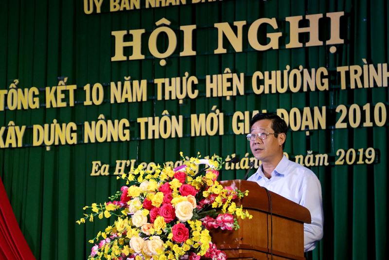 Bí thư Huyện ủy Ea H’leo Nguyễn Đình Viên phát biểu tại Hội nghị.