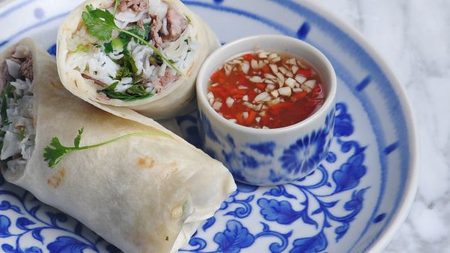 Món phoritto - kết hợp giữa ẩm thực Việt Nam và Mexico