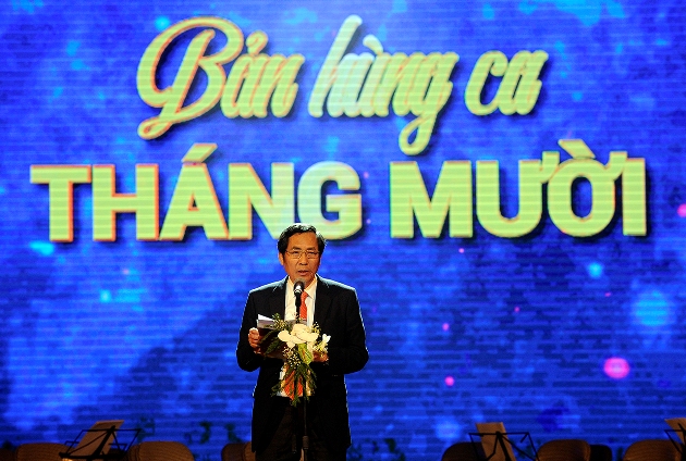 Tổng Biên tập báo Nhân Dân Thuận Hữu phát biểu khai mạc.