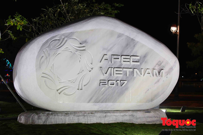   Công viên APEC là món quà Việt Nam gửi đến đại biểu APEC.