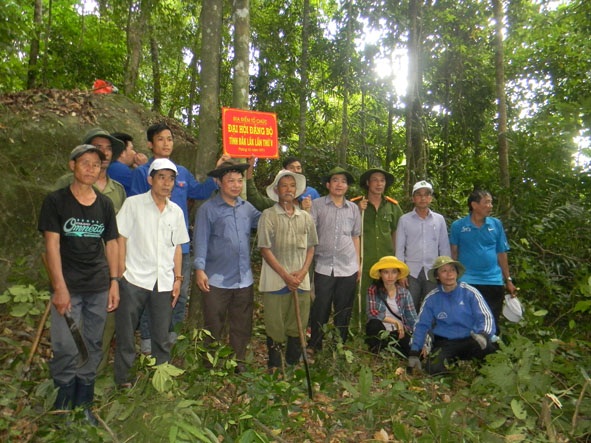 Đoàn khảo sát lập hồ sơ di tích Khu căn cứ kháng chiến tỉnh Đắk Lắk (1965-1975)