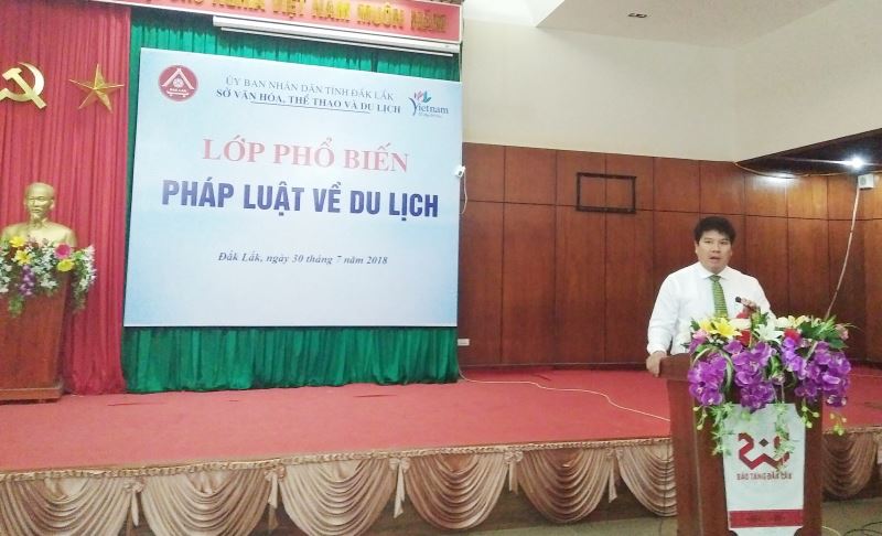 Ông Nguyễn Văn Hà, Phó Giám đốc Sở Văn hóa, Thể thao và Du lịch phát biểu khai mạc